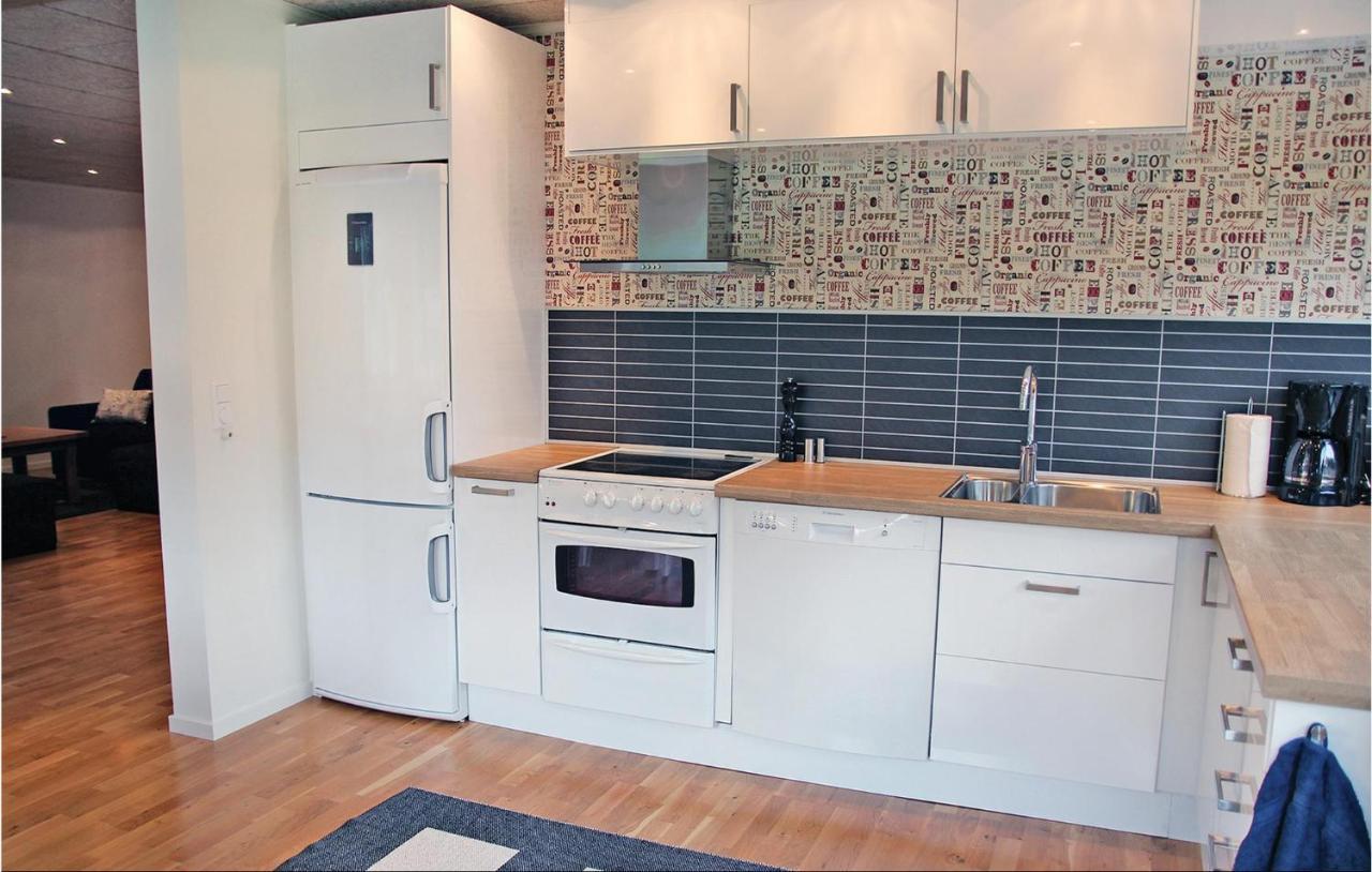 2 Bedroom Cozy Apartment In Habo Mullsjö 外观 照片