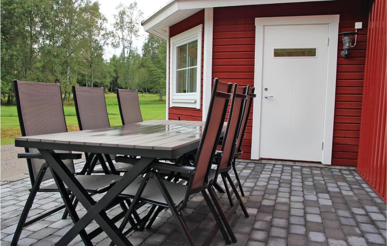 2 Bedroom Cozy Apartment In Habo Mullsjö 外观 照片